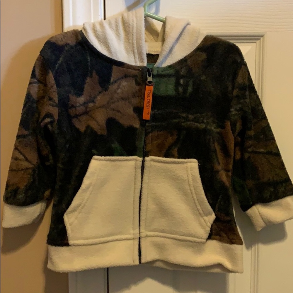 Size 12-18 months Fleece Camo Zip-Up Hoodie